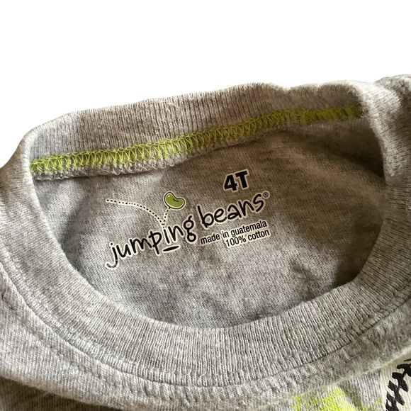 Boy's 4T Jumping Beans Gray Graphic Tee and Black Cargo Pants Set - Picture 4 of 8